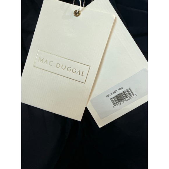 NWT MAC DUGGAL 49504 NWT Front Twist Long Sleeve V-Neck Gown‎ (Plus) Sz 14W $398 - Picture 5 of 6